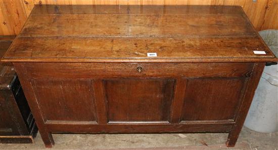 Panelled oak coffer